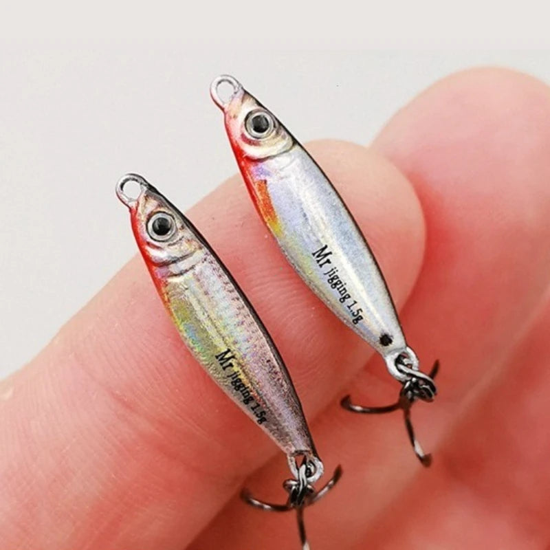 Micro Sized Iron Plate Bait 1.5/3/5g 3D Mini VIB Lure Metal Cast Jig Spoon Pesca Fish Micro Sequin Fishing Lures Artificial Bait
